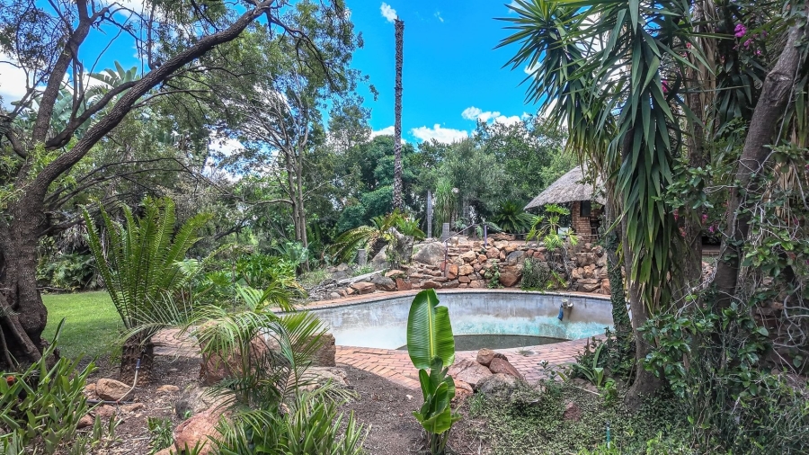 4 Bedroom Property for Sale in Waagfontein North West